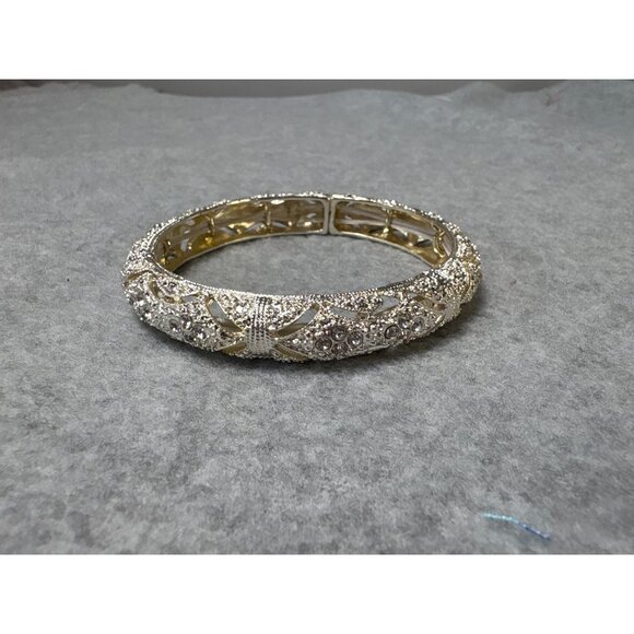 Vintage Silver-Tone Rhinestone Bangle Bracelet Elegant Jewelry - Picture 2 of 10